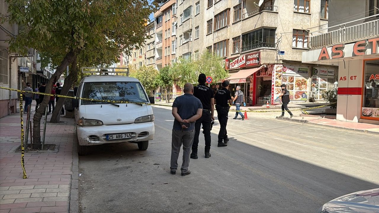Elazığ'da İkna Çabaları Sırasında Polis Yaralandı