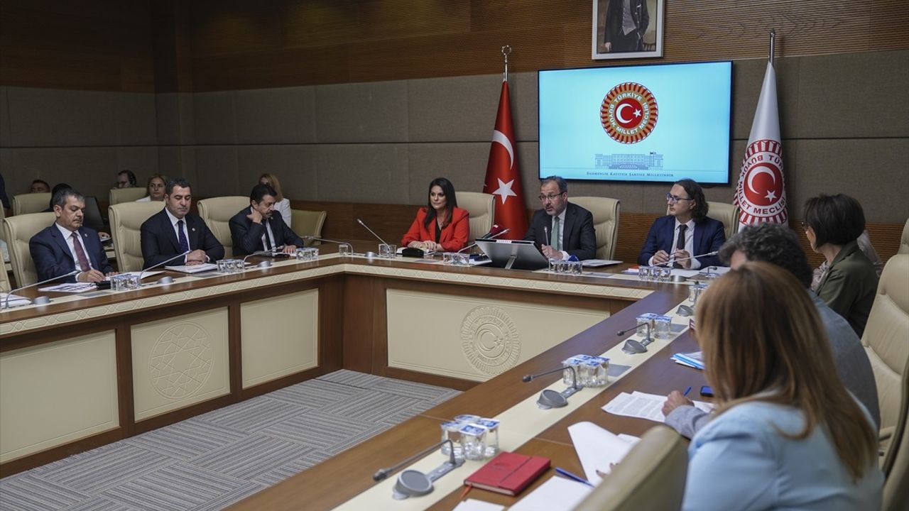 Engellilerin Sorunları Araştırma Komisyonu Toplandı