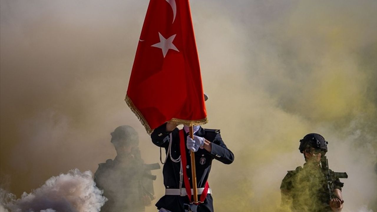 Erzurum’da 393 Polis Adayı Mezuniyet Coşkusunu Yaşadı