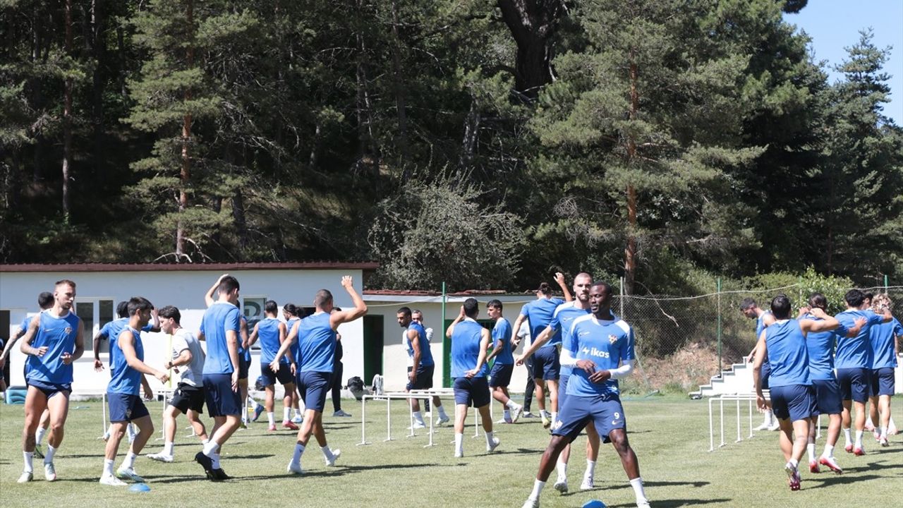 Eyüpspor'un Üçüncü Etap Kamp Çalışmaları Bolu'da Başladı