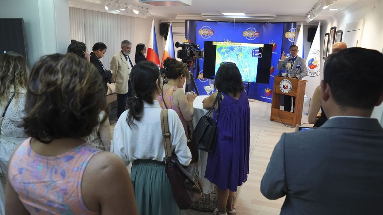 Filipinler'in Ankara Büyükelçiliği'nde 'Tahkimin Yüzleri' Sergisi