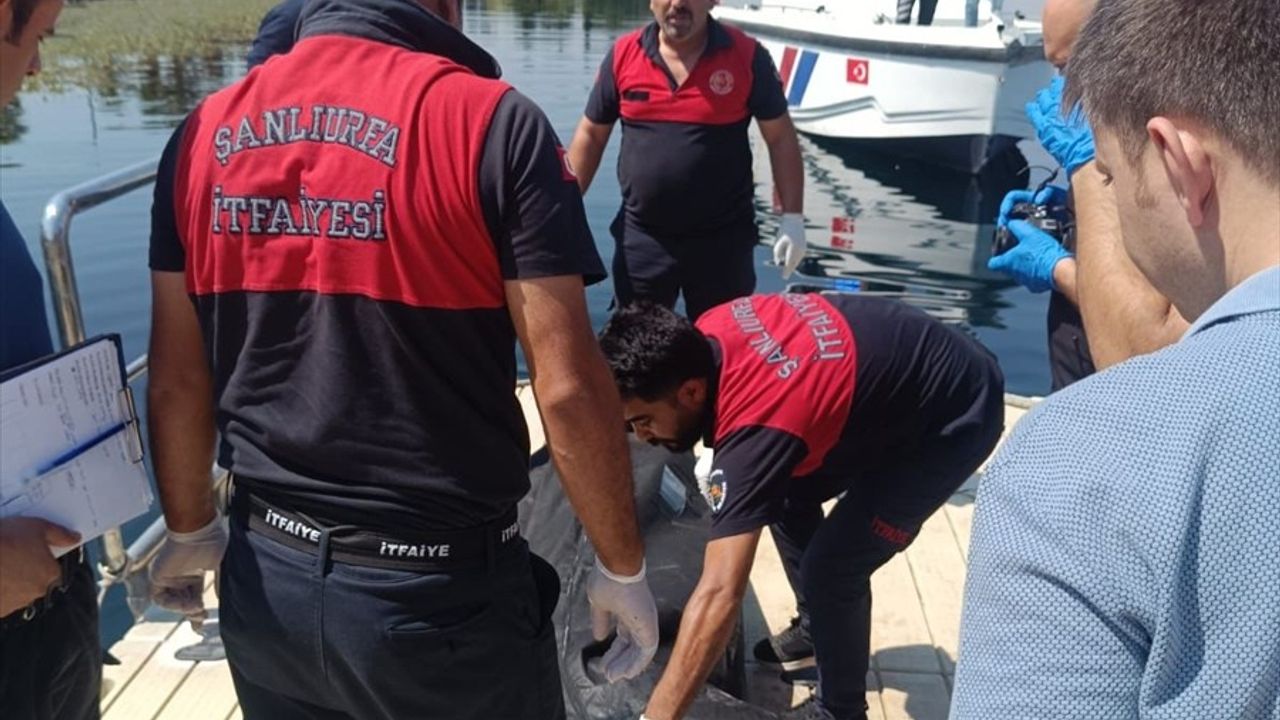 Fırat Nehri'nde Erkek Cesedi Bulundu
