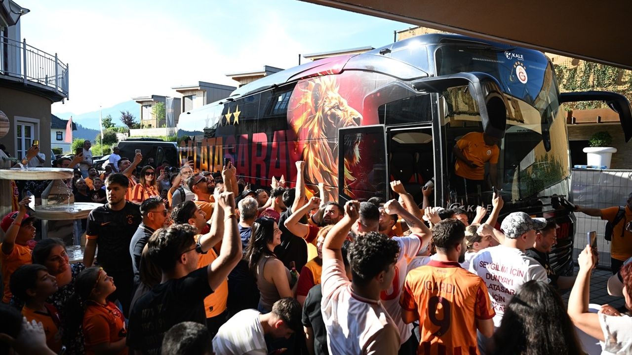 Galatasaray Avusturya'da Sezon Öncesi Kampına Başladı