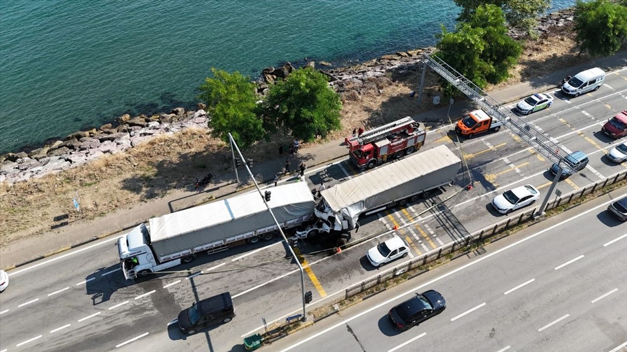 Giresun'da Zincirleme Trafik Kazası: 1 Kişi Hayatını Kaybetti