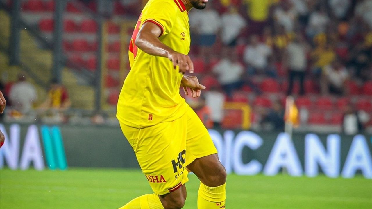Göztepe, Antalyaspor'u 1-0 Yenerek Galip Geldi