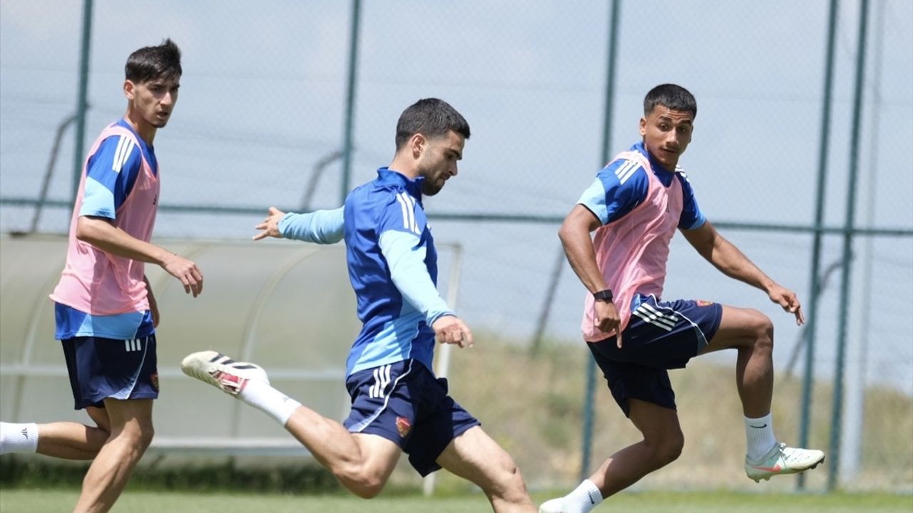 Hatayspor Kampını Erzurum'da Tamamladı