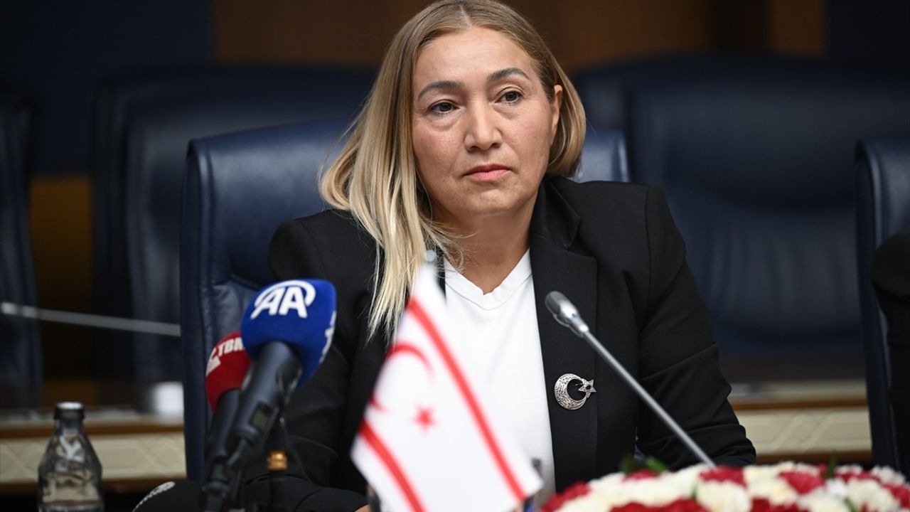 Hulusi Akar, KKTC Heyetiyle Kıbrıs Meselesini Ele Aldı