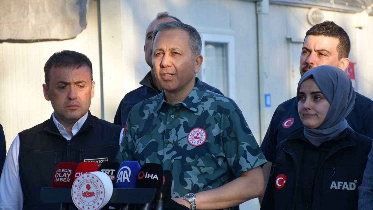 İçişleri Bakanı Yerlikaya'nın Bilecik Ziyareti ve Yangın Hasar Tespitleri