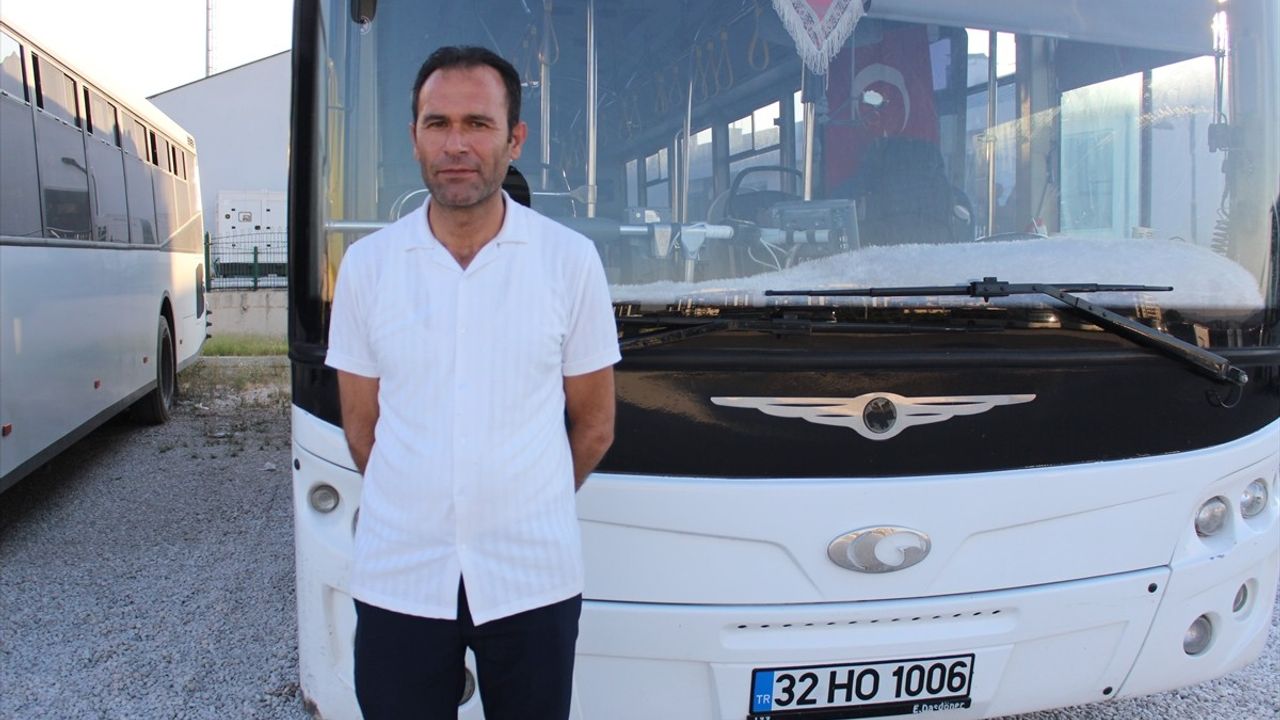 Isparta'da Otobüs Şoförü Küçük Çocuğu Hayata Döndürdü
