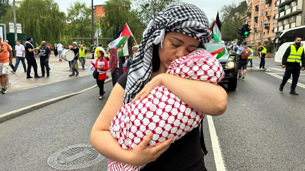 İsveç'te Gazze Saldırılarına Karşı Protesto