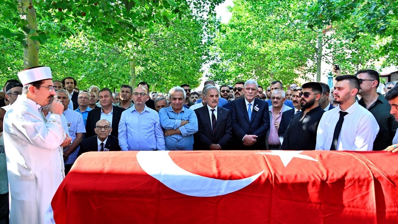 İYİ Parti Genel Başkanı Dervişoğlu, Ulvi Batu'nun Cenazesine Katıldı