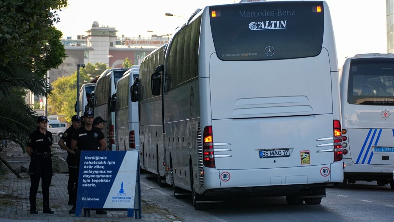 İzmir Büyükşehir Belediyesi'nde Yolsuzluk Soruşturması: 119 Şüpheli Adliyeye Sevk Edildi