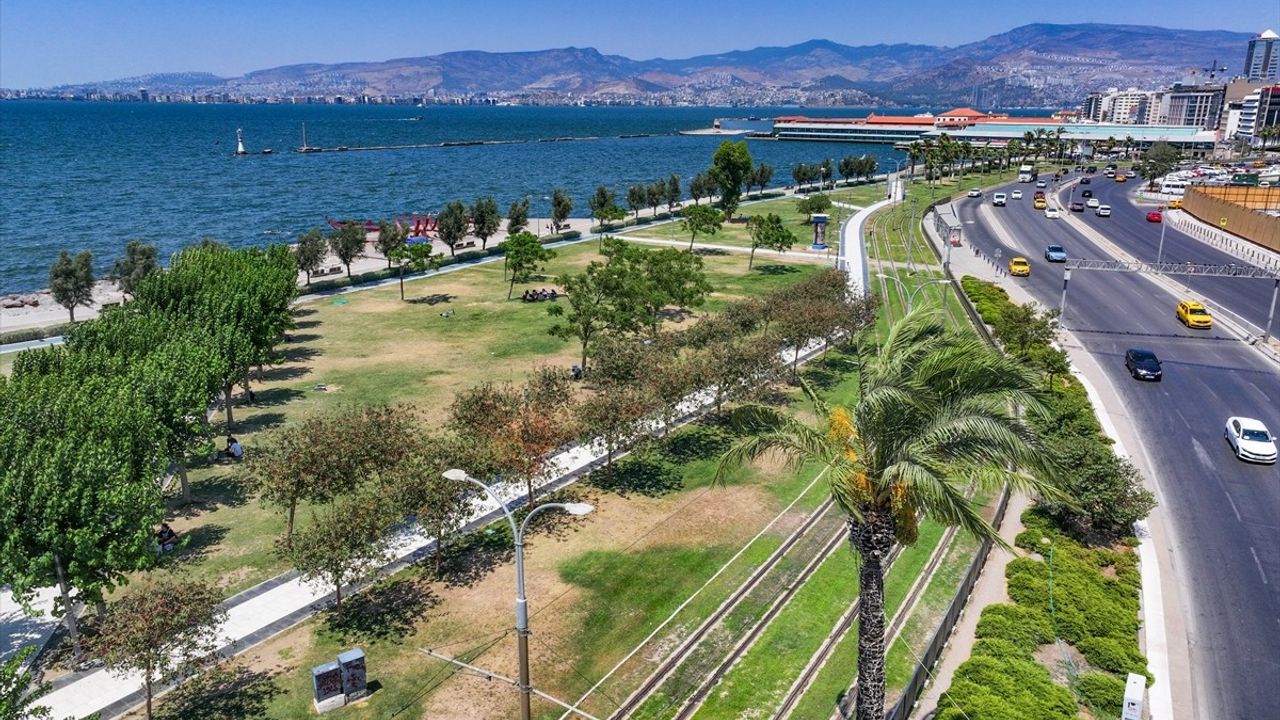 İzmir'de Su Kaynakları Krizi: Park Bahçe Abonelikleri İptal Ediliyor