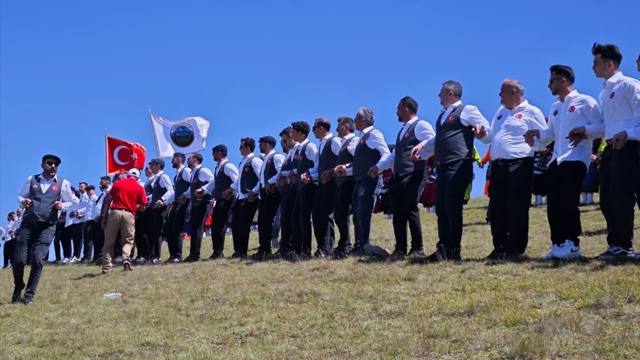 Kadırga Otçu Şenliği Coşkulu Bir Şekilde Kutlandı