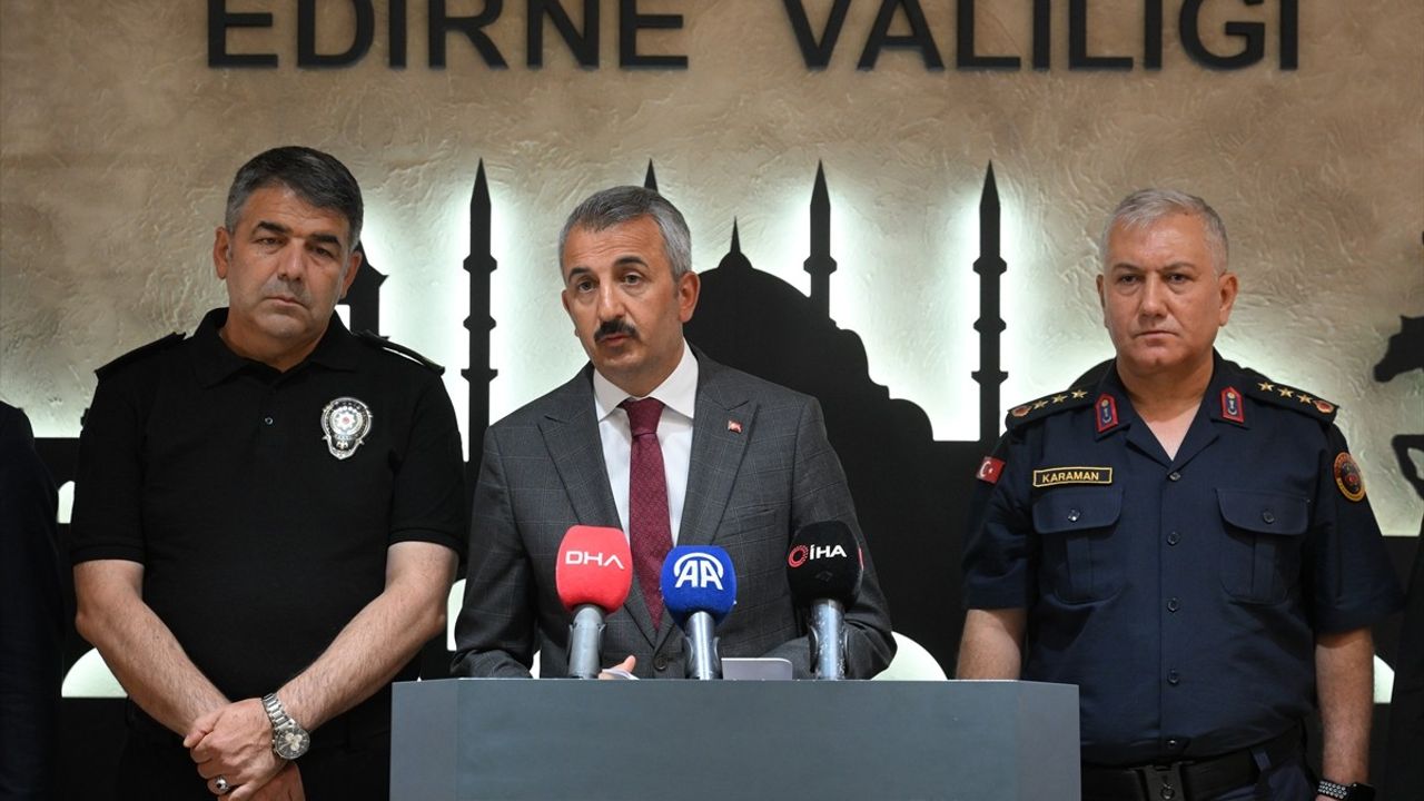 Kapıkule'de Rekor Yolcu Girişi