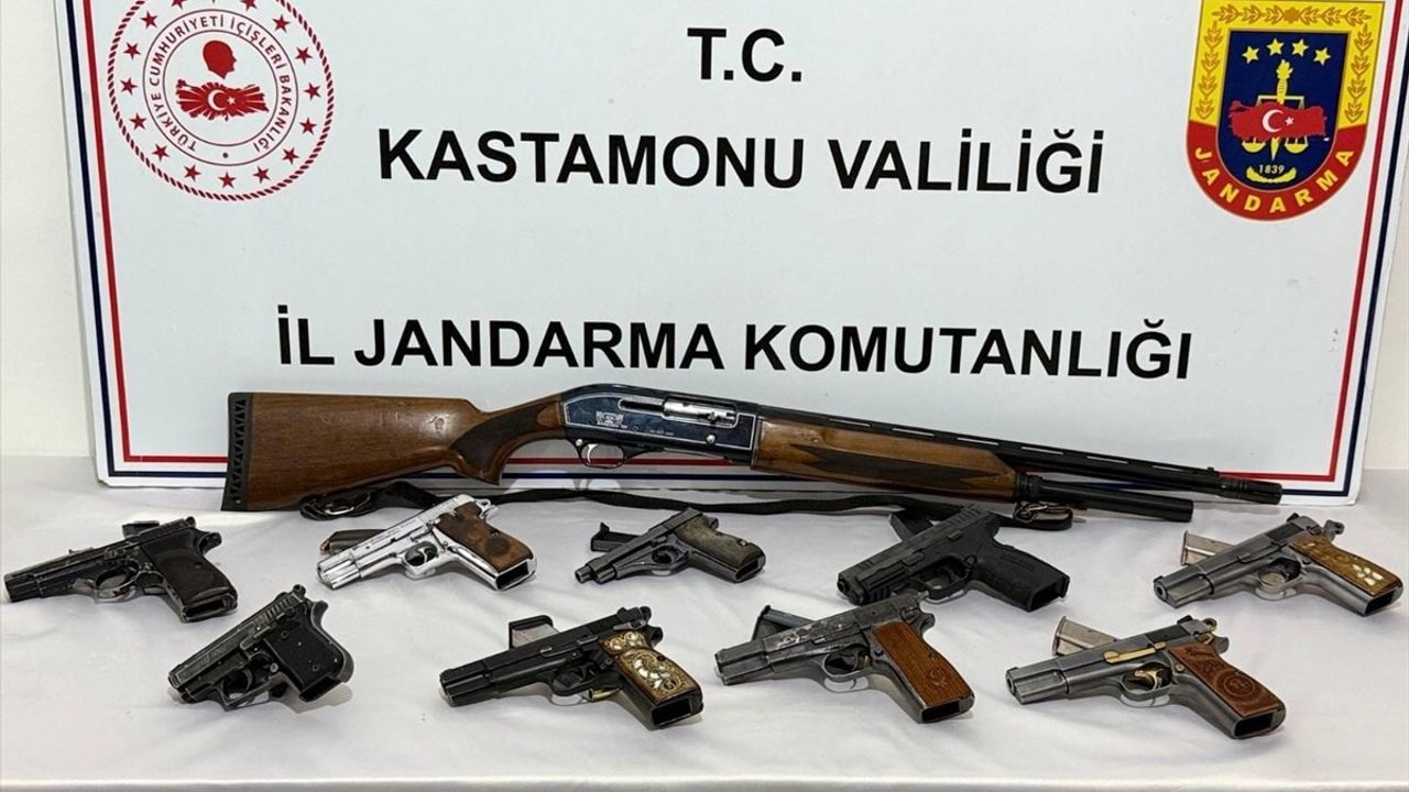 Kastamonu'da Ruhsatsız Silah Bulunduran Şüpheli Gözaltına Alındı
