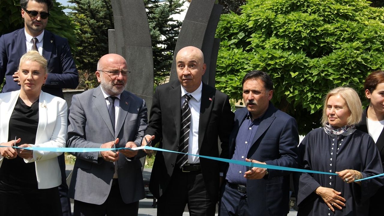 Kayseri Üniversitesi'nde Şehitler Anıtı Açılışı