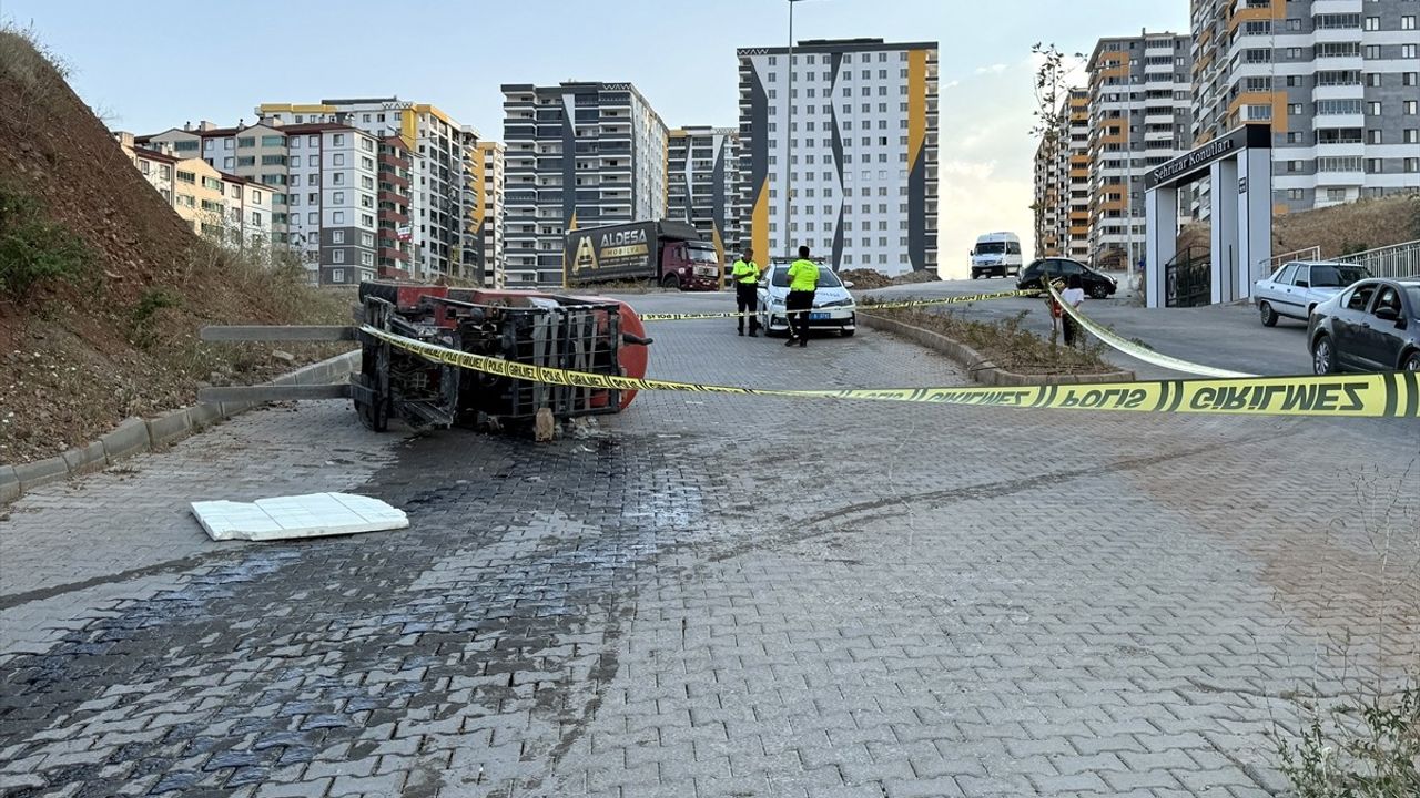 Kırıkkale'de Forklift Kazası: 16 Yaşındaki Sürücü Hayatını Kaybetti