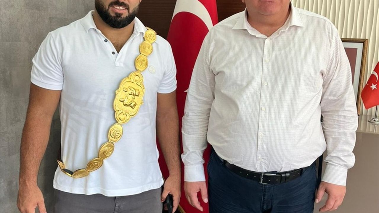 Kırkpınar Başpehlivanı Orhan Okulu'nun Hedefi: Altın Kemerin Ebedi Sahibi Olmak