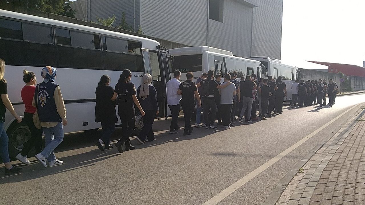 Kocaeli'de 38 Kişilik Dolandırıcılık Çetesi Çökertildi