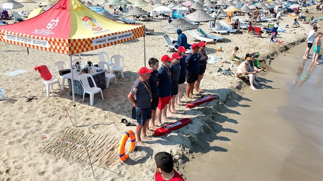 Kocaeli'de Cankurtaranlar 167 Kişiyi Boğulmaktan Kurtardı