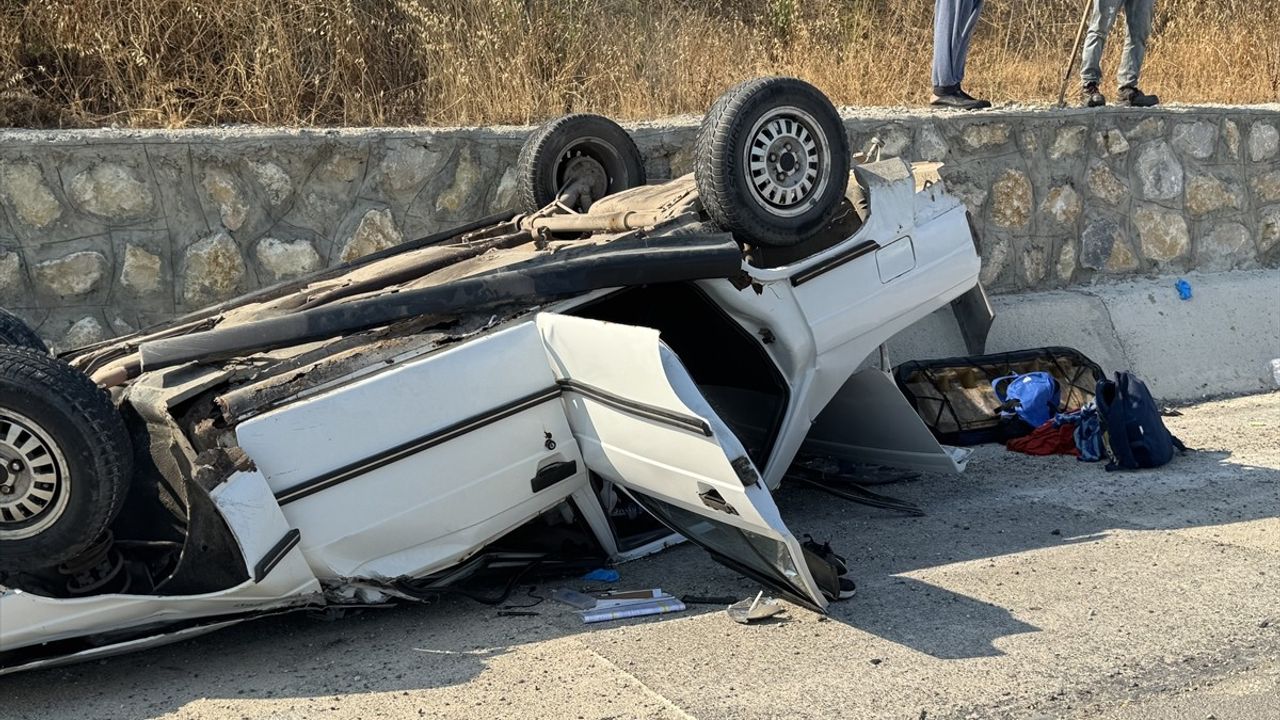 Kocaeli'de Devriye Otomobil Kazası: 4 Yaralı