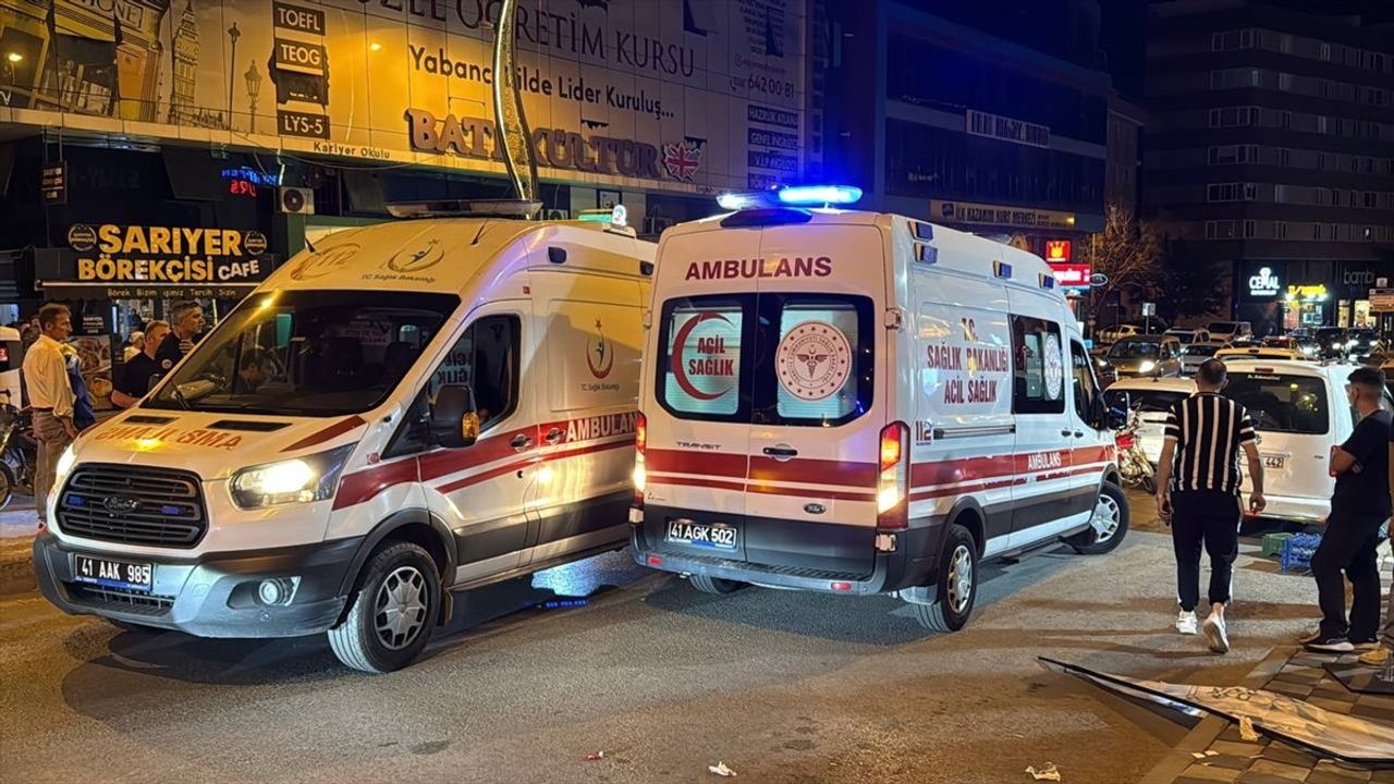 Kocaeli'de Kiracı ile Dükkan Sahipleri Arasında Bıçaklı Kavga