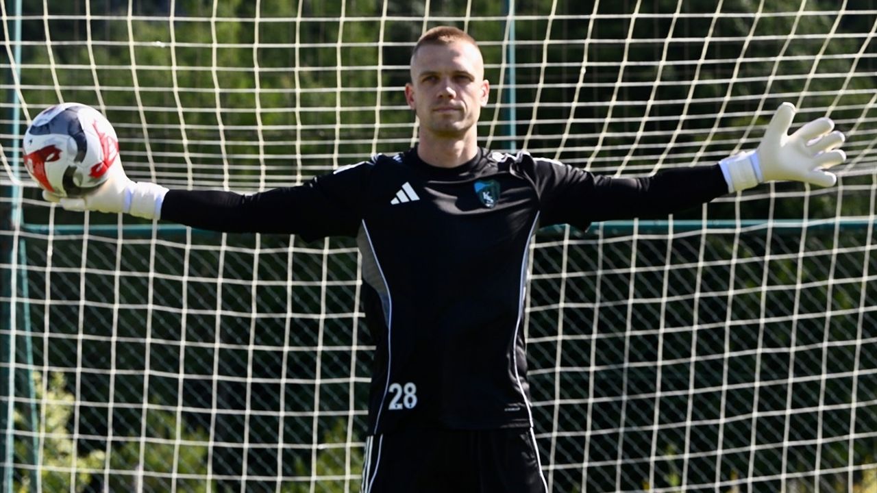 Kocaelispor Düzce Kampında Transfer Süreci Hız Kazandı