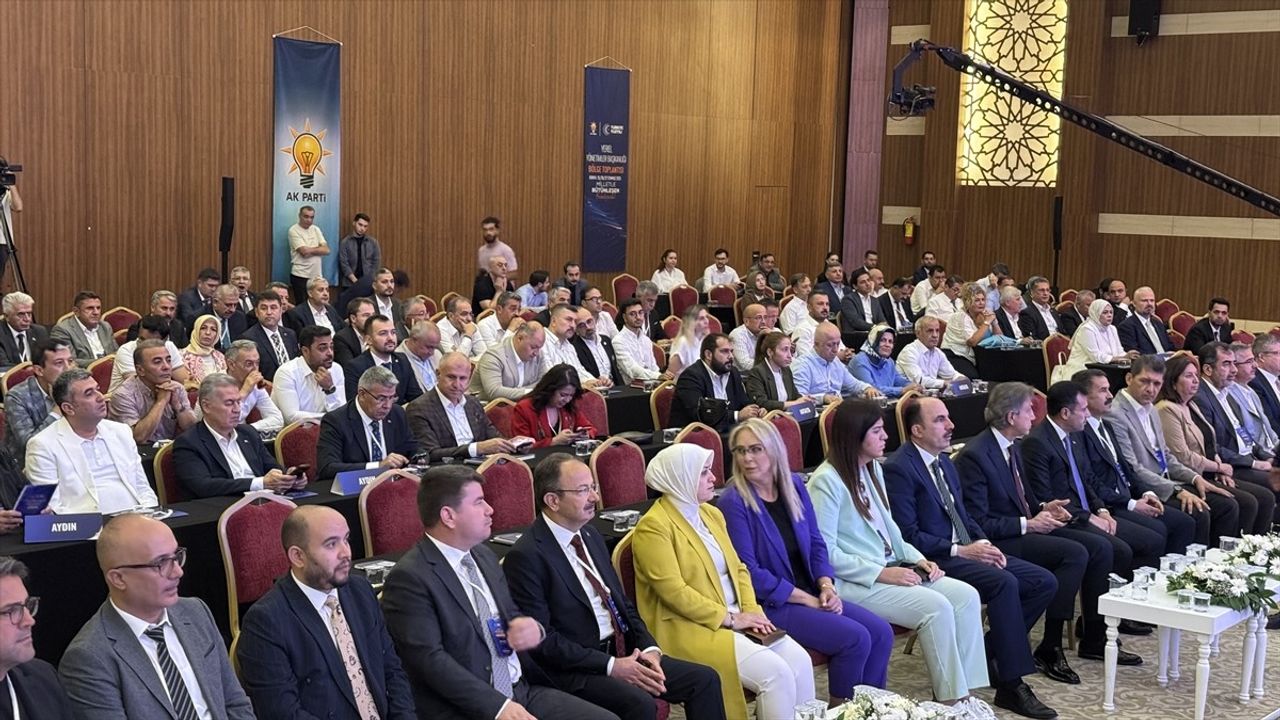 Konya'da AK Parti Yerel Yönetimler Toplantısı Gerçekleşti