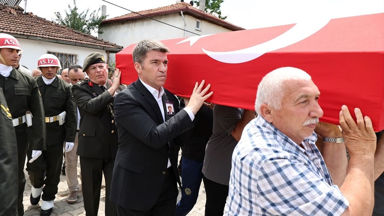 Kore Gazisi Halil Kanar Son Yolculuğuna Uğurlandı