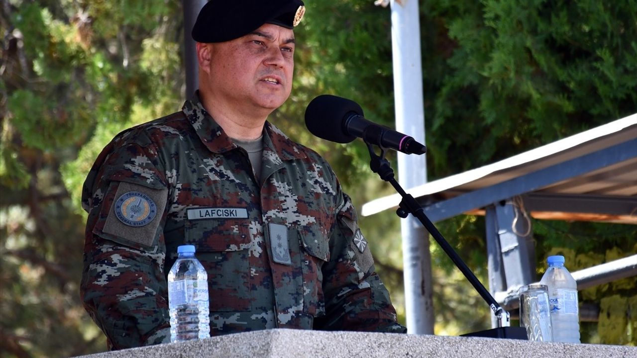 Kuzey Makedonya'nın Türkiye'den Temin Ettiği BORAN Obüsleri Tanıtıldı