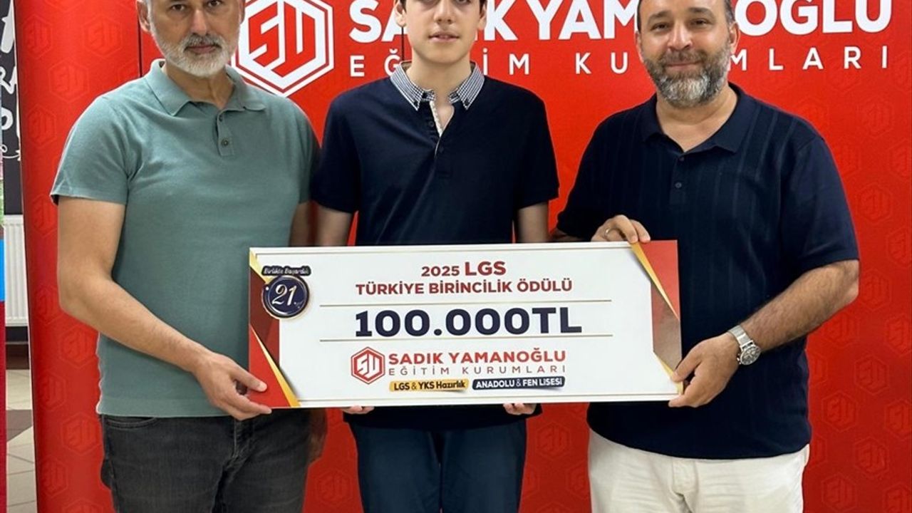 LGS Birincisi Ömer Nadi Yılmaz'dan Anlamlı Bağış