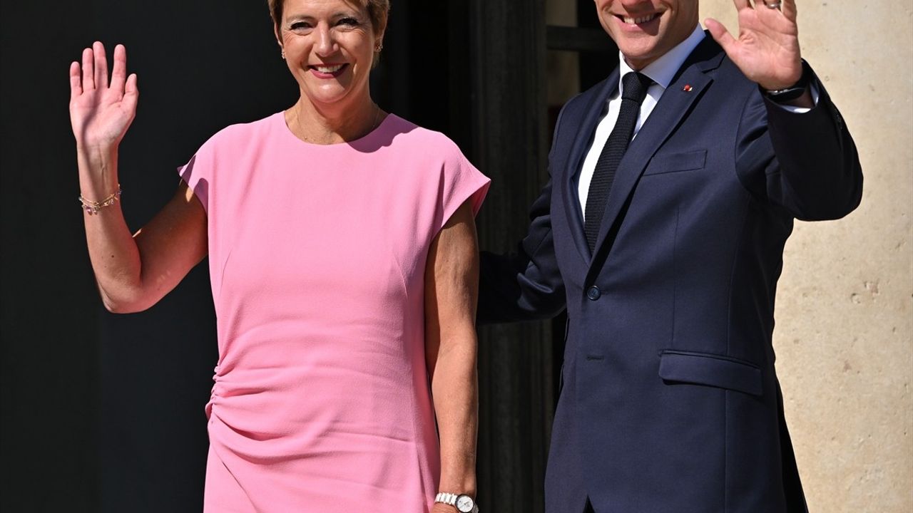 Macron ve Keller-Sutter Paris'te Bir Araya Geldi