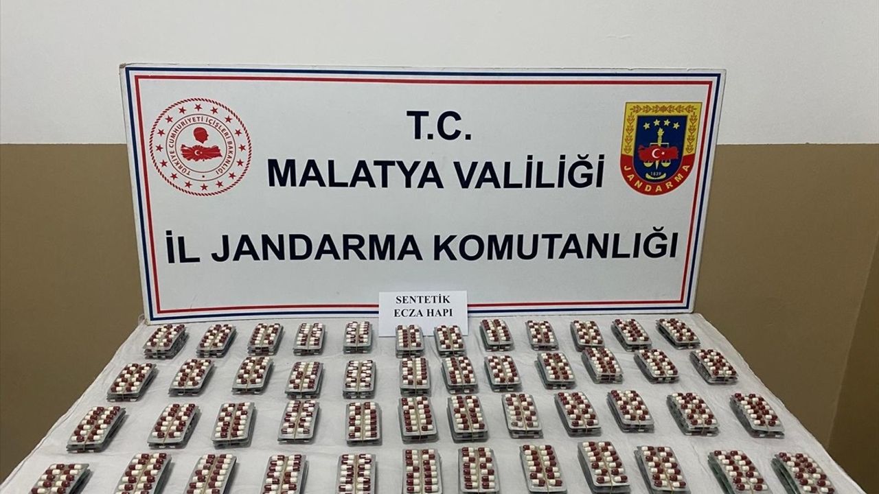 Malatya'da Uyuşturucu Operasyonu: İki Şüpheli Gözaltında