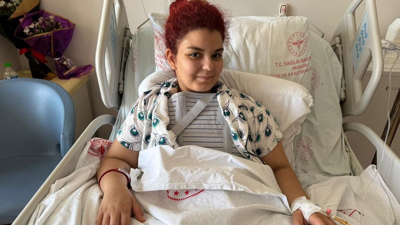 Mardin'de Yüksekten Düşen Genç Kadın Ameliyatla Sağlığına Kavuştu