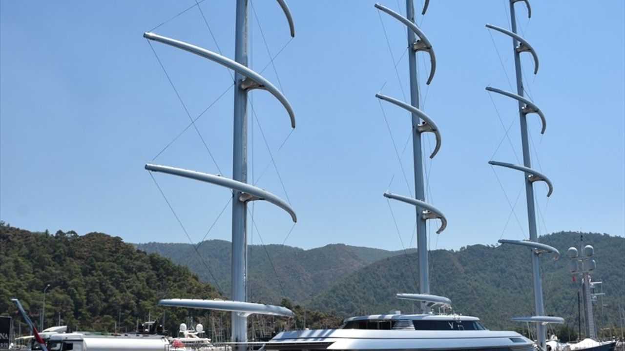 Marmaris'te Lüks Yat: Maltese Falcon