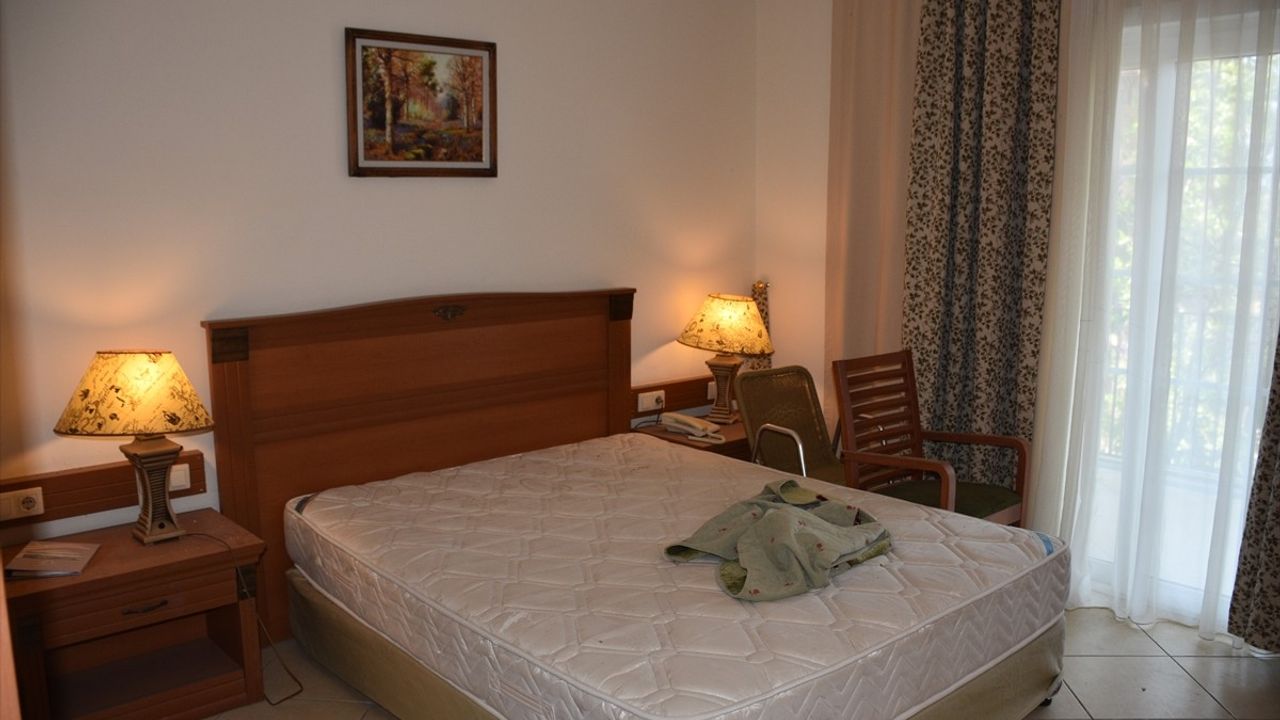 Marmaris'teki Darbe İzleri: 9 Yıldır Dokunulmayan Otel Odaları