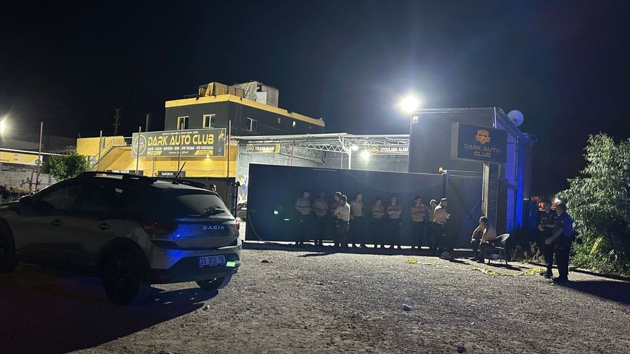 Mersin'de Oto Yıkama İstasyonuna Silahlı Saldırı: 1 Ölü, 1 Yaralı