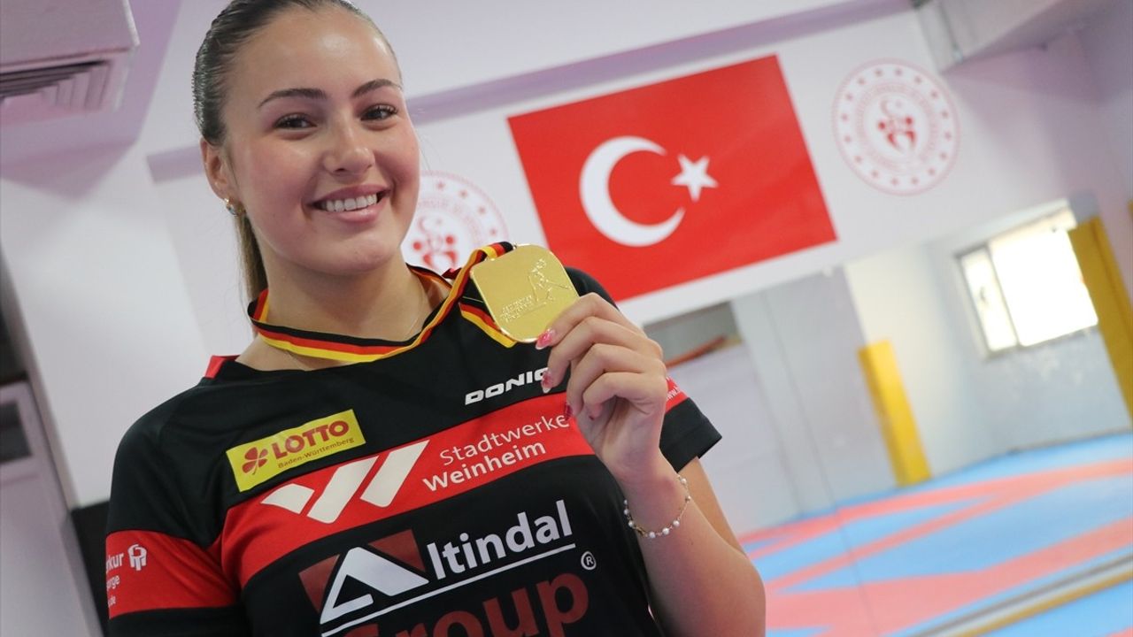 Milli Masa Tenisçi Ece Haraç, Dünya Sıralamasında İlk 100 Hedefliyor