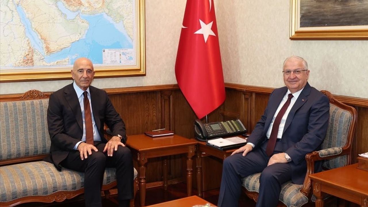 Milli Savunma Bakanı Güler, ABD Büyükelçisi Barrack'ı Ağırladı