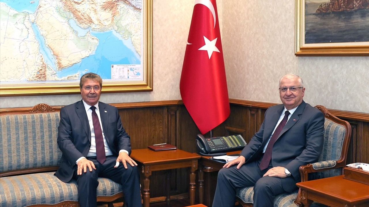 Milli Savunma Bakanı Güler, KKTC Başbakanı Üstel ile Görüştü