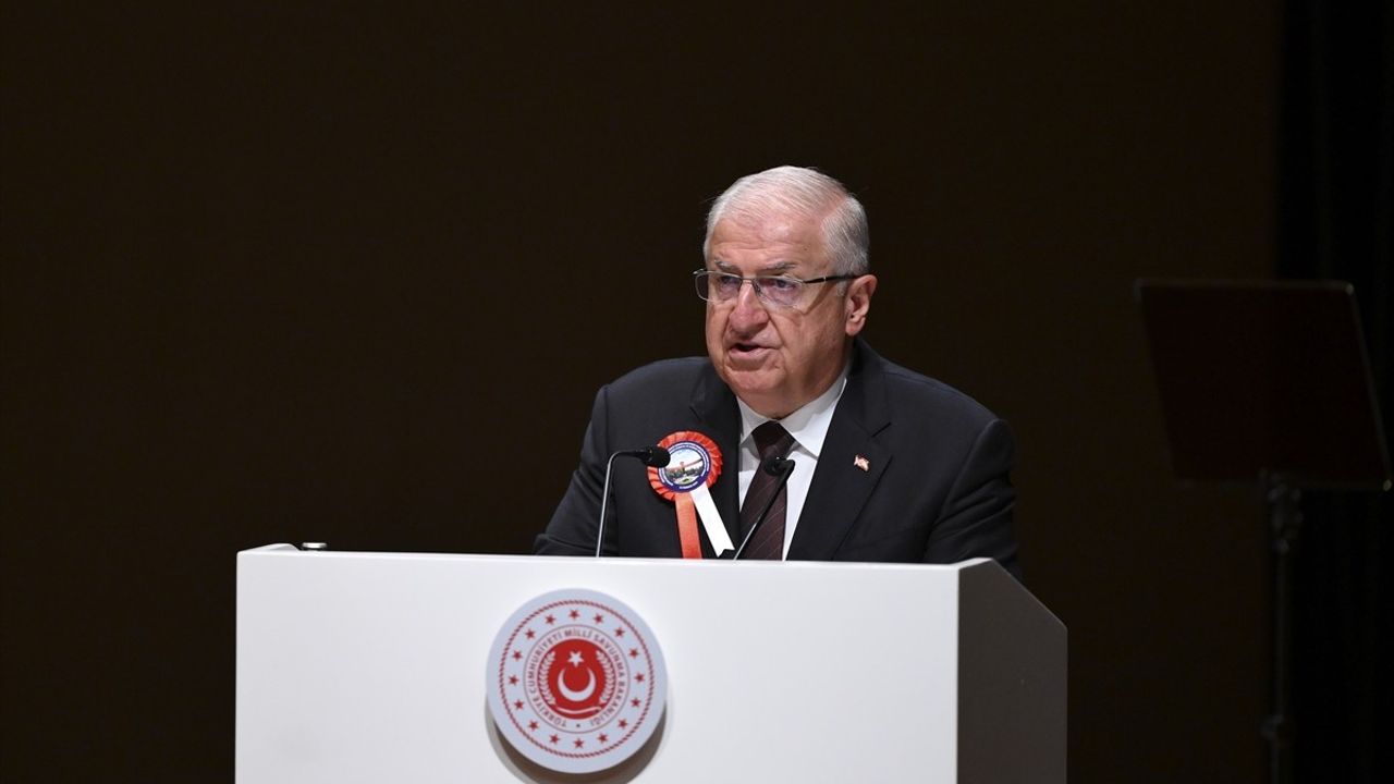 Milli Savunma Üniversitesi Mezuniyet Töreni'nde Bakan Güler'in Mesajları
