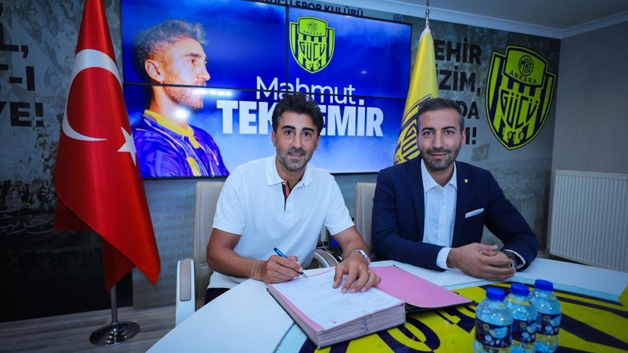 MKE Ankaragücü, Mahmut Tekdemir İle Sözleşme Yeniledi