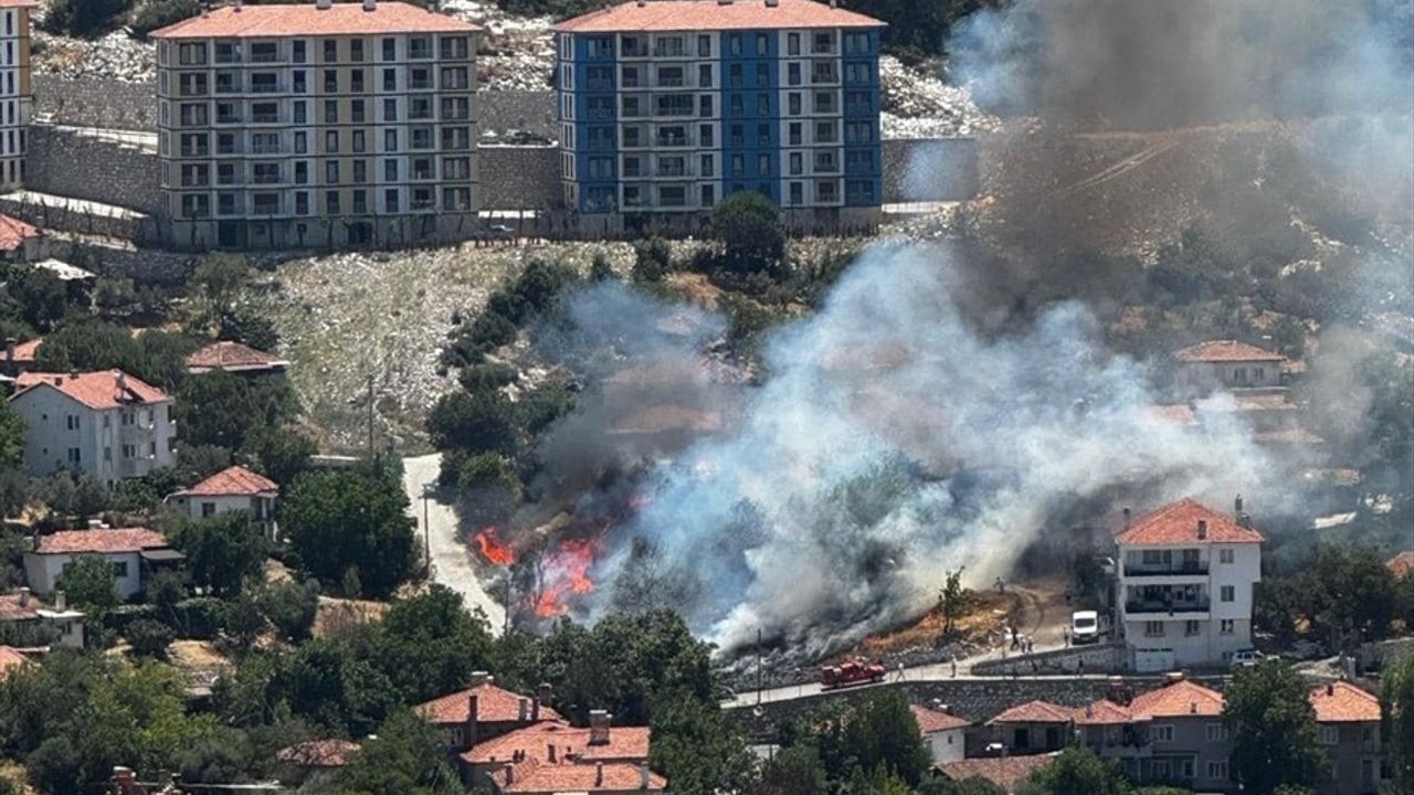 Muğla'daki Yangınlar Kontrol Altına Alındı