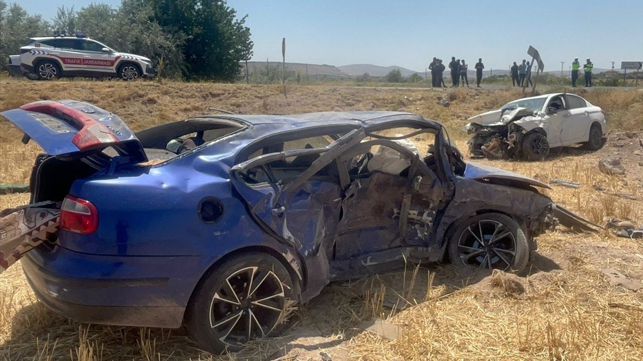 Nevşehir'de Feci Kaza: 1 Ölü, 1 Yaralı