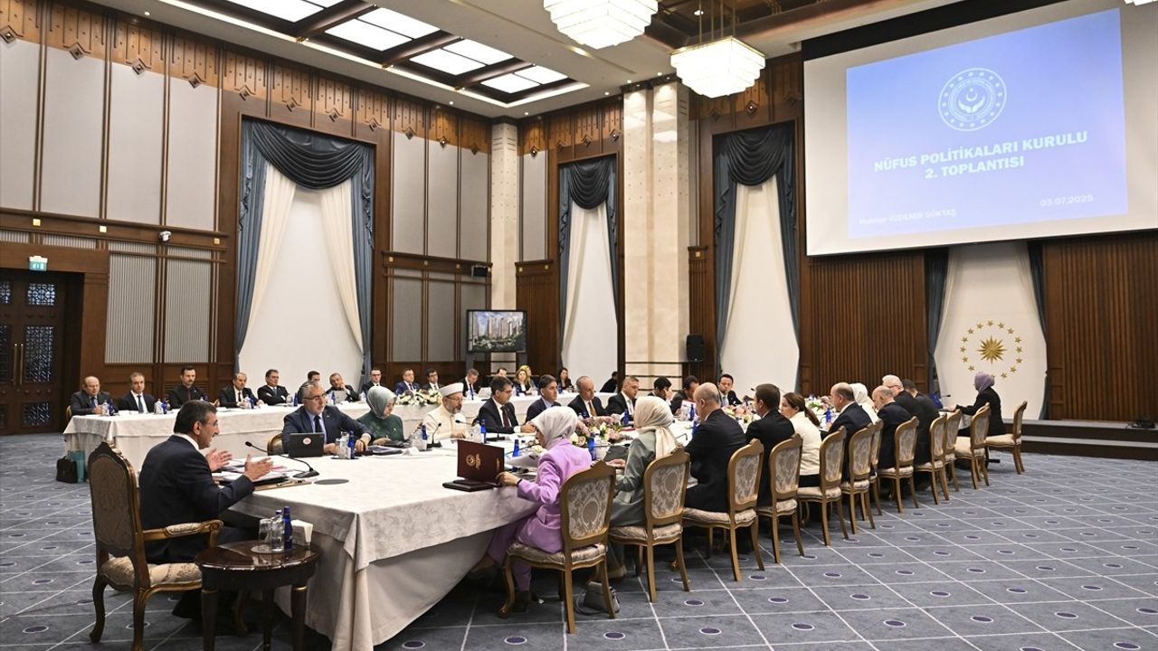Nüfus Politikaları Kurulu Toplantısı'nda Aile Yapısı Ön Plana Çıktı