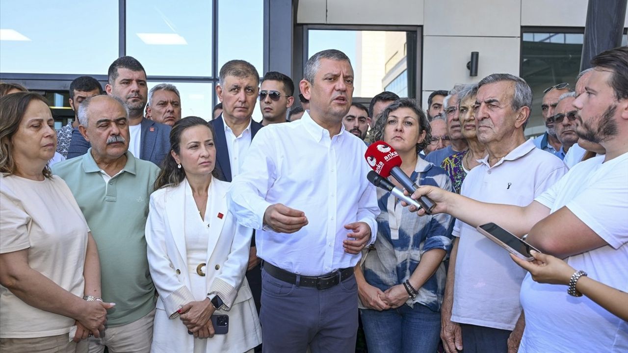 Özgür Özel'den Murat Çalık'ın Tedavi Süreci ile İlgili Açıklama