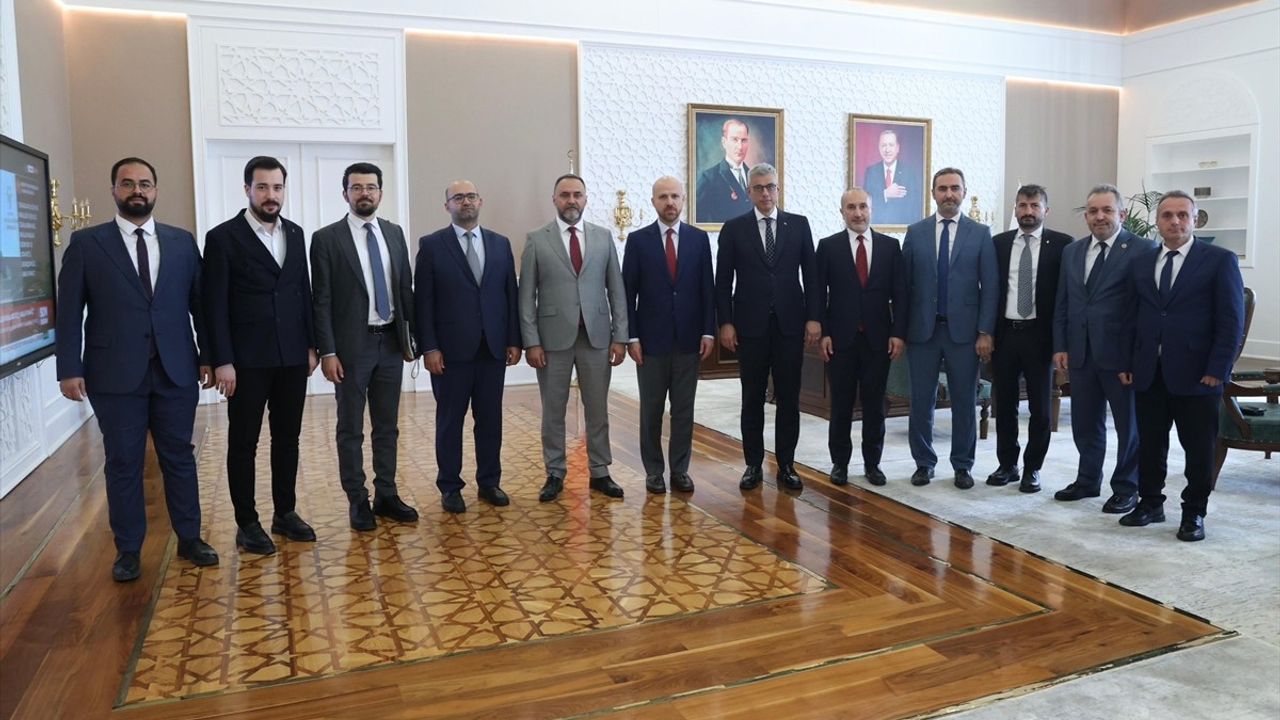 Sağlık Bakanı Memişoğlu ve Bilal Erdoğan'dan Sağlıkta İşbirliği