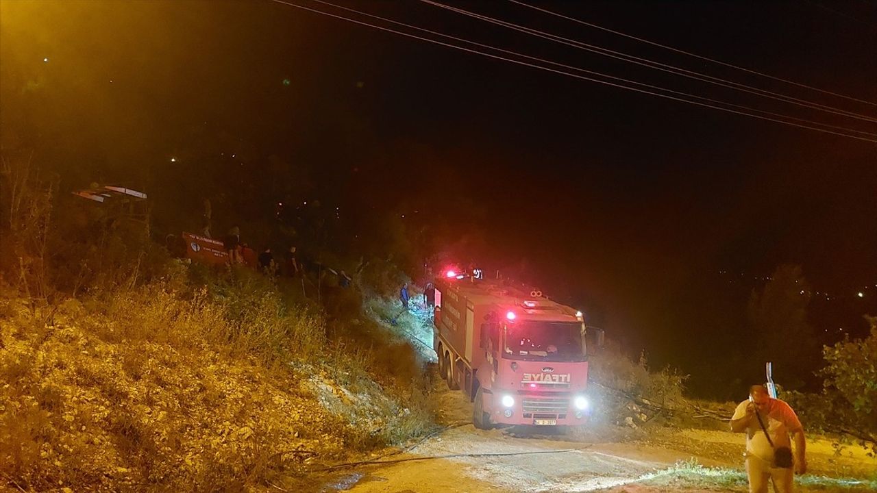 Sakarya Akyazı'daki Orman Yangını Kontrol Altına Alındı