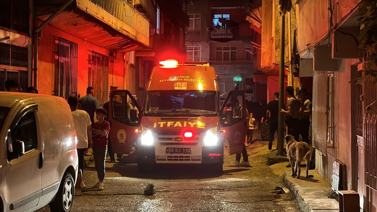 Samsun'da 3 Kişiyi Etkileyen Yangın Yangın